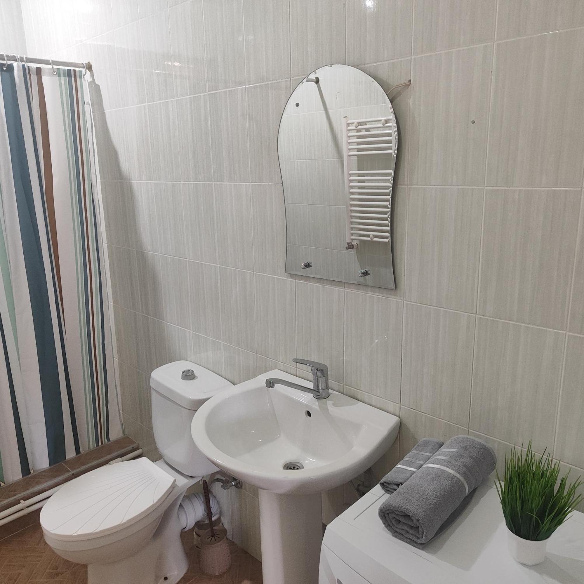 Lanj In Eco Garden/ Guest House Nurnus Buitenkant foto